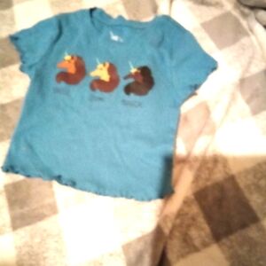 Little girls unicorn crop top wild fable size 8/10